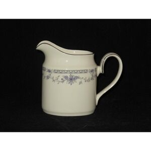 Minton Bellemeade Creamer Blue‎ Flowers Bone China England